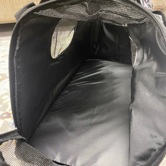 Small pet carrier - Picture 3 of 3